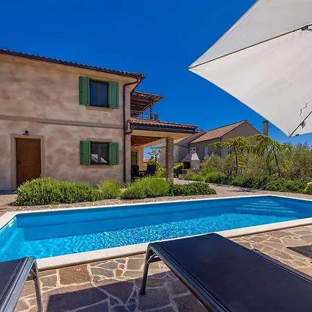 Villa Rustic Bellamare *