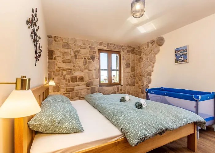 Rustic Bellamare * Linardici