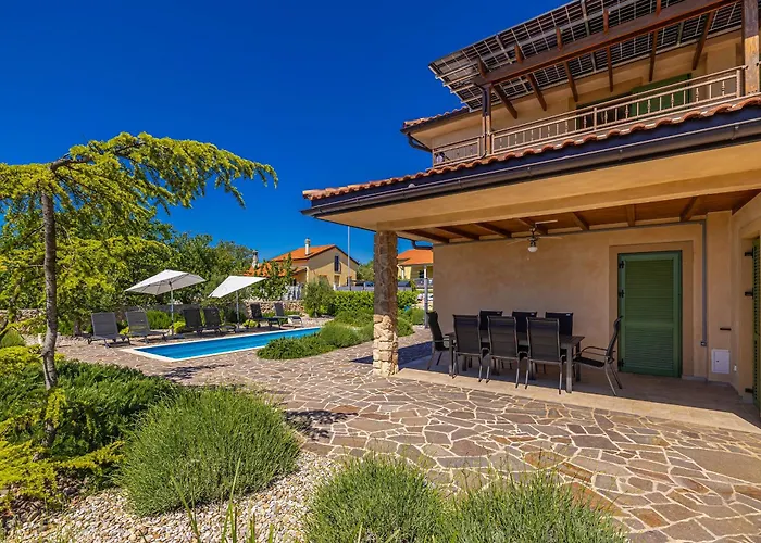 Rustic Bellamare Vila Linardici