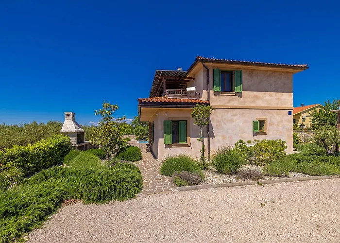 Vila Rustic Bellamare Linardici