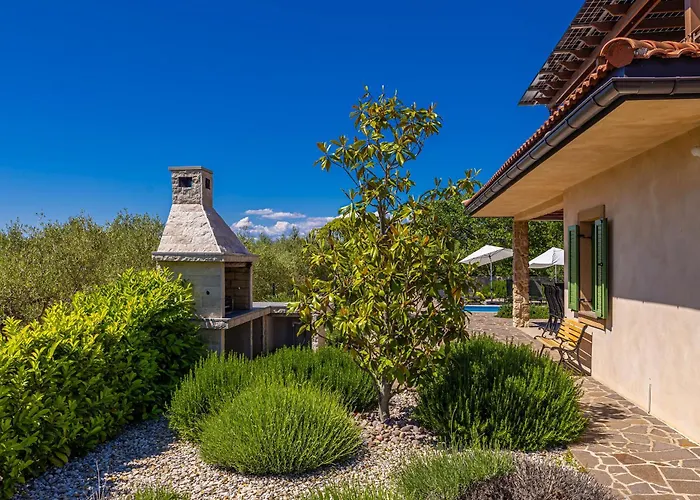 Rustic Bellamare * Linardici